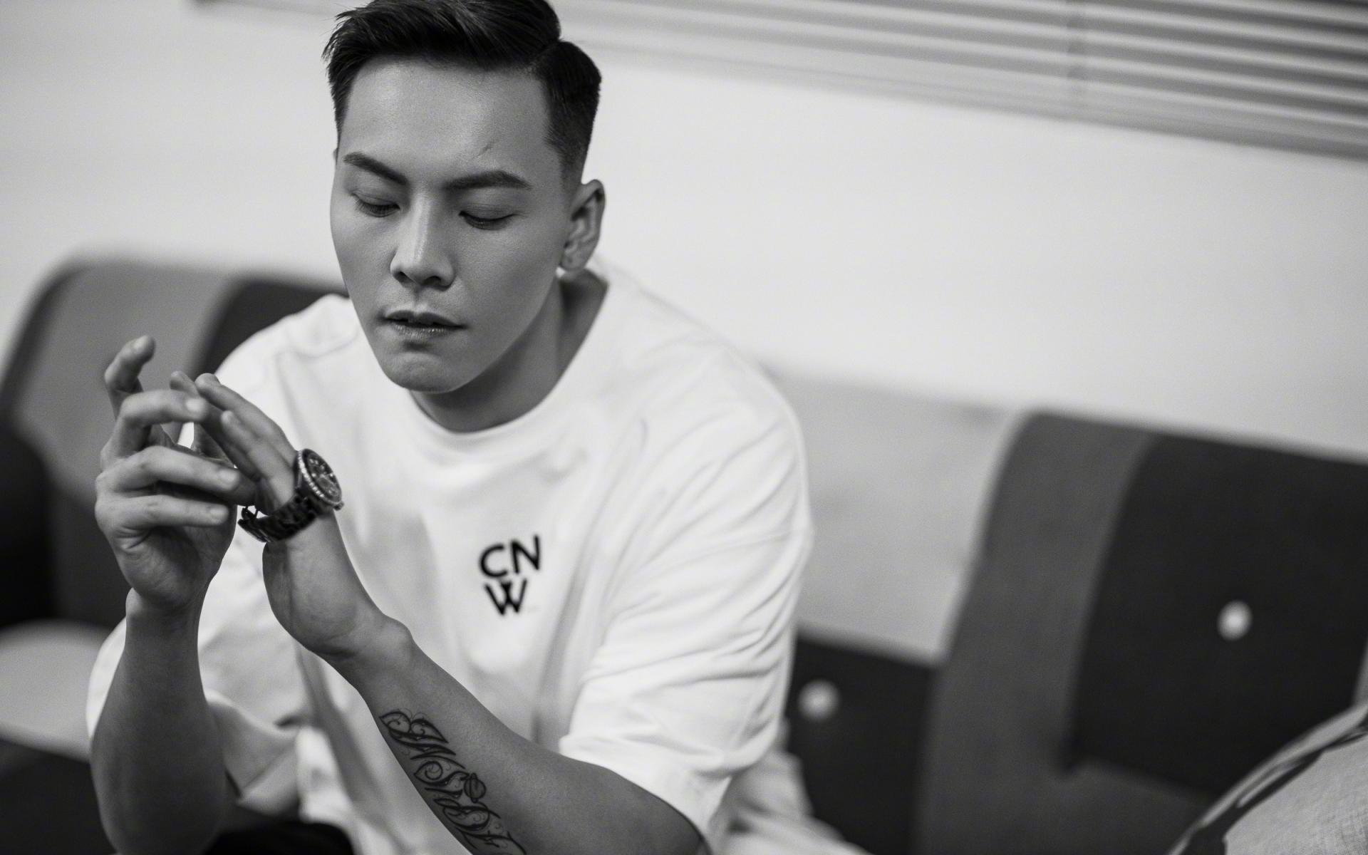 梅西助攻不断，带领阿根廷稳步挺进世界杯